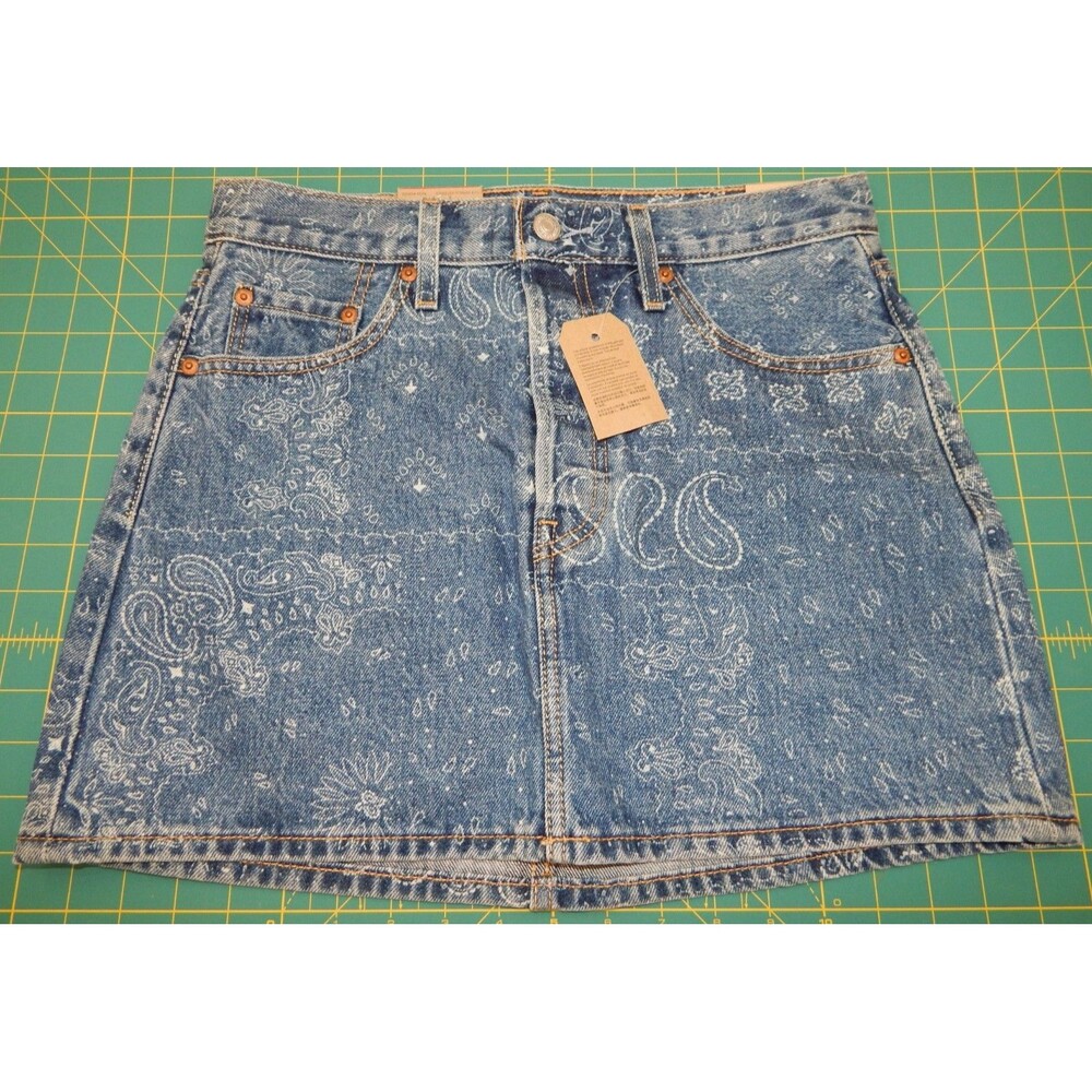 Levi's Icon Skirt Size 26 Blue Paisley Print Mid Rise Denim NWT 5 Pocket Cotton - Picture 13 of 16